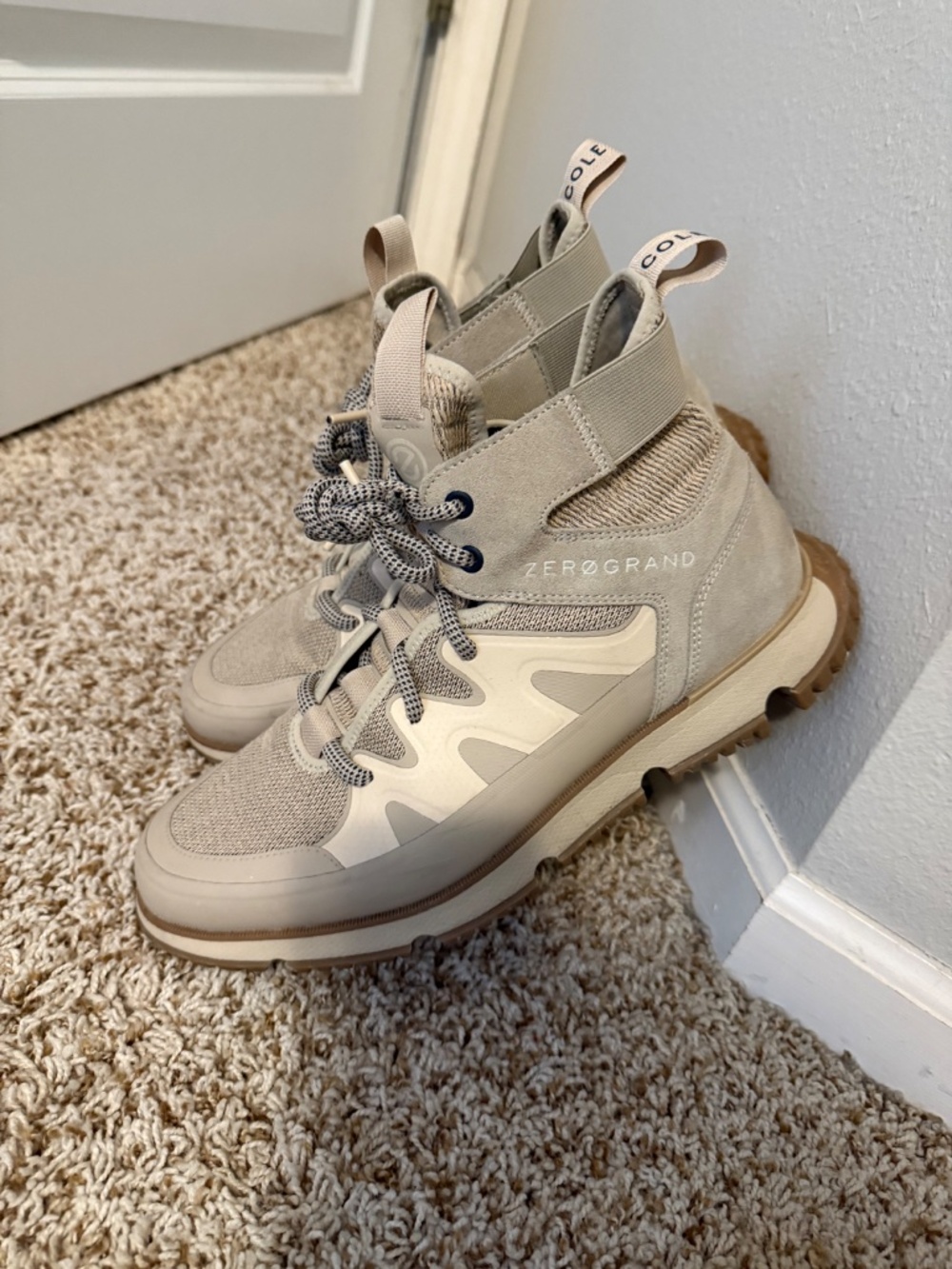Boots - Picture 4 of 5